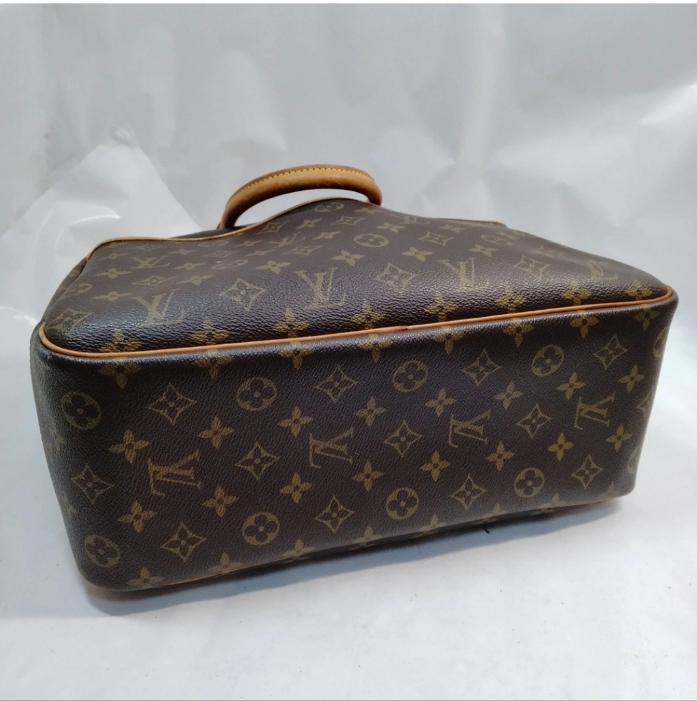 Louis Vuitton Brown Monogram Handbag - Picture 6 of 13
